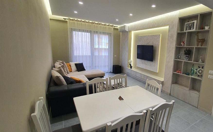 Deluxe Apartament Wlora